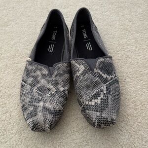 TOMS Gray Snake Pattern Slip-Ons